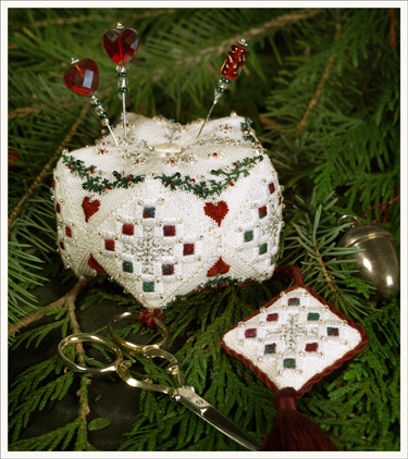 LR05 Noel Biscornu - Fifteen Sided Biscornu & Scissor Fob by Victoria Sampler