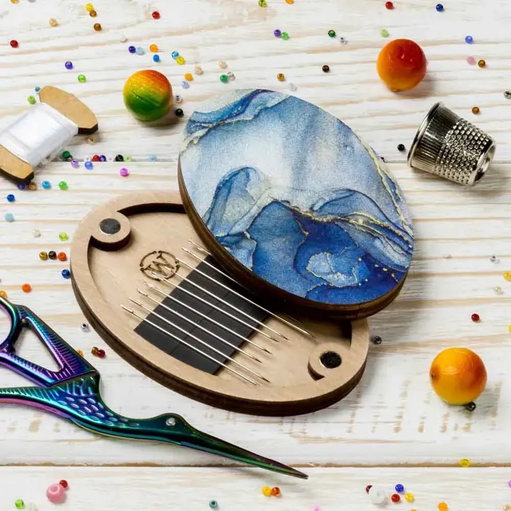 FLZB-162 Needle Case - 6cm x 9cm by Wonderland Crafts (Needle not included ) 