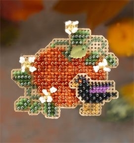 MH18-6205 Plaid Pumpkin by Mill Hill 