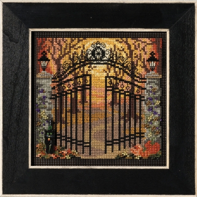 MH14-2123 Spooky Gate by Mill Hill