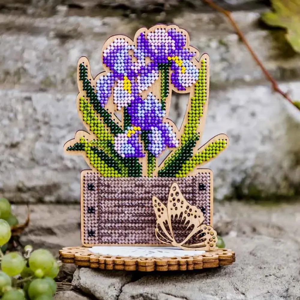 Wonderland Crafts -  FLK-412 – “Irises In A Pot” Wooden Bead  Kit