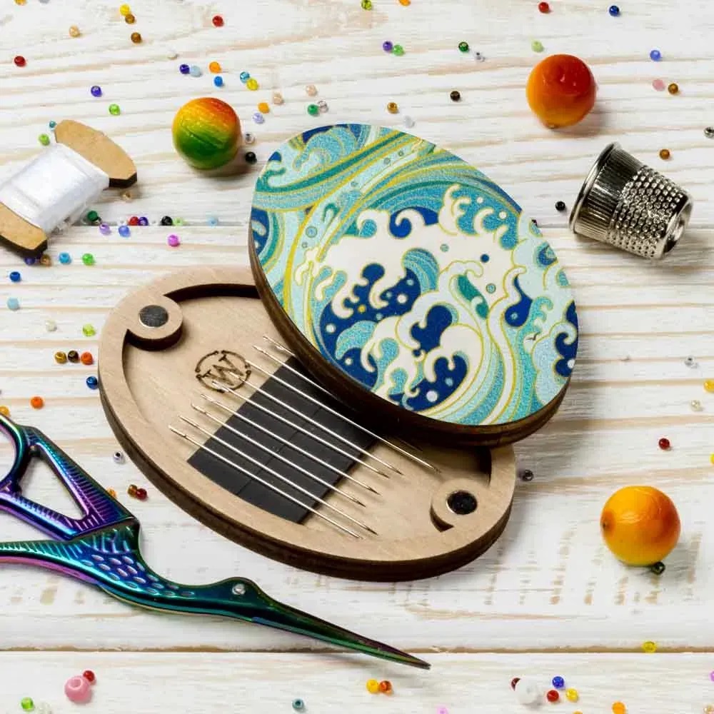 FLZB-172 Needle Case - 6cm x 9cm by Wonderland Crafts (Needle not included )