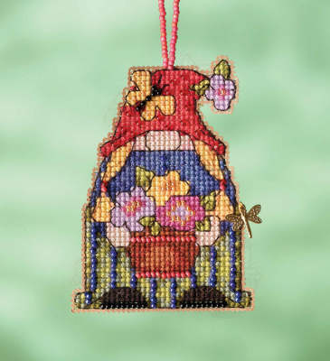 MH16-2213 Garden Girl Gnome by Mill Hill 