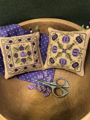 Purple Pumpkin Pin Keep by By Scissor Tail Designs 