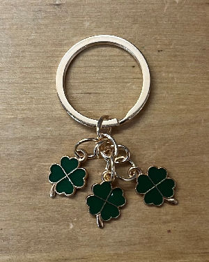 Fancy Yarn - Project Bag Bling - 4 leaf clover Only 4 in stock 