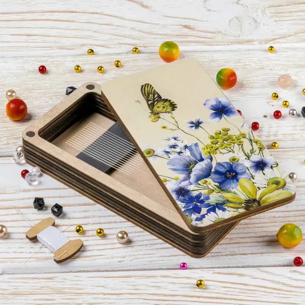 FLZB(N)137 box - 15cm x 7cm x 3cm - Plywood ( Needles not included ) by Wonderland Crafts 