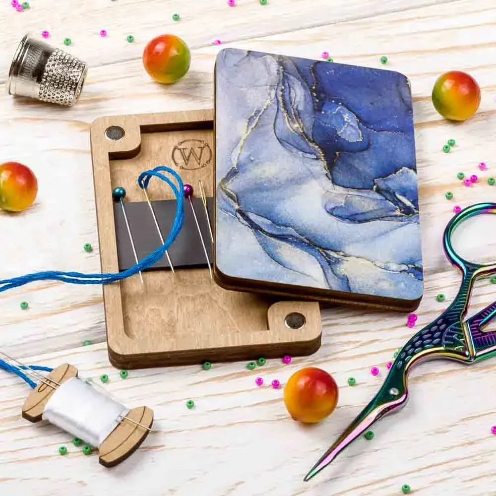 FLZB(N)-114 Needle Case - 6cm x 9cm - Plywood (Needle not included ) by Wonderland Crafts