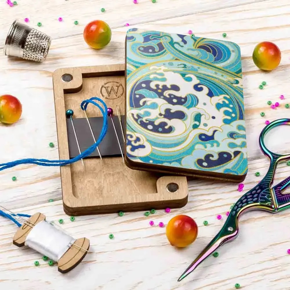 FLZB(N)-124 Needle Case - 6cm x 9cm - Plywood (Needle not included ) by Wonderland Crafts 