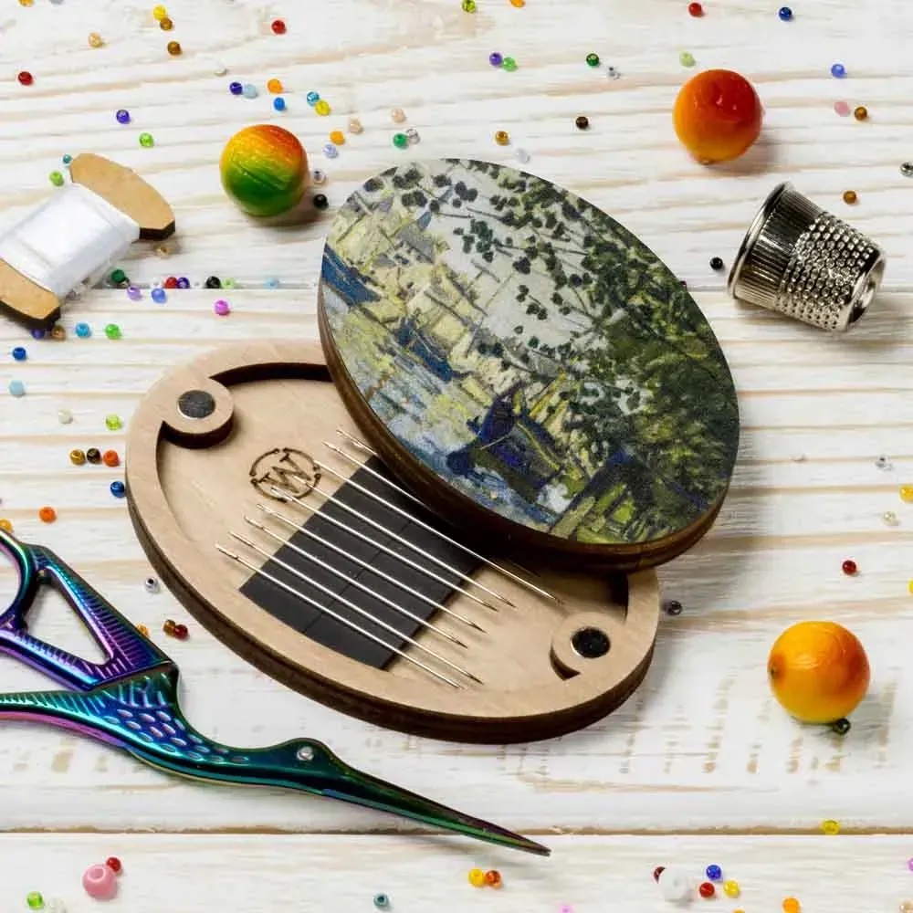 Wonderland Crafts - FLZB-153 Needle Case - 6cm x 9cm (Needle not included )  